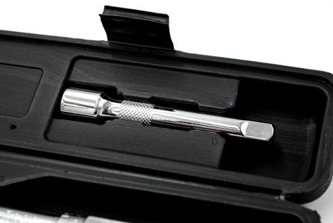 Klucz dynamometryczny 1/2" 40–210 Nm z 3 nasadkami